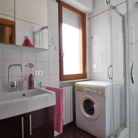 Sole & Querce Apartments- Bike Friendly With Garage