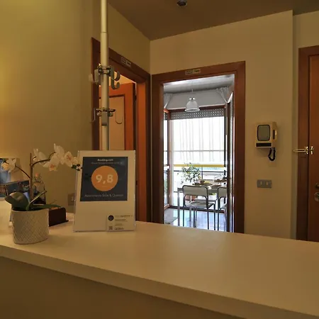 Apartament Sole & Querce Apartments- Bike Friendly With Garage *