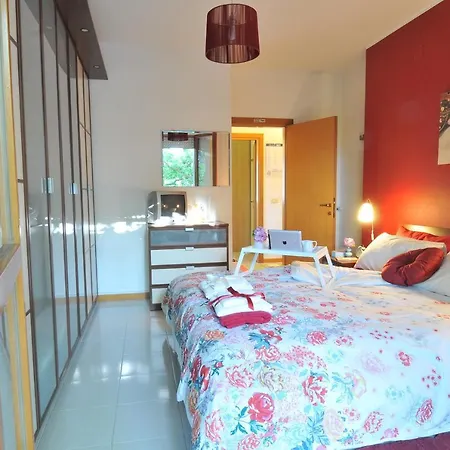 公寓 Sole & Querce Apartments- Bike Friendly With Garage