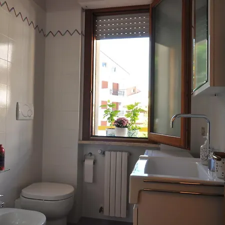 Sole & Querce Apartments- Bike Friendly With Garage Apartament Lanciano
