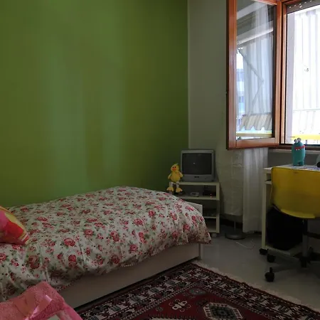 Apartament Sole & Querce Apartments- Bike Friendly With Garage *