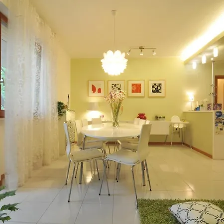 公寓 Sole & Querce Apartments- Bike Friendly With Garage *