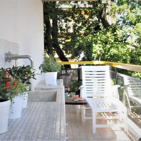 Apartament Sole & Querce Apartments- Bike Friendly With Garage *