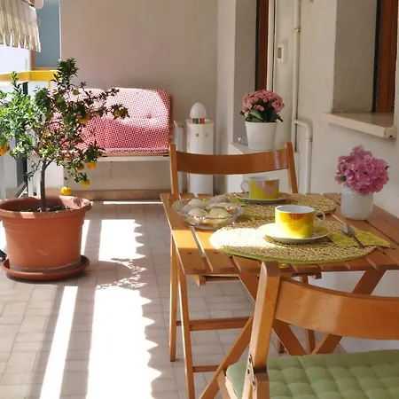 公寓 Sole & Querce Apartments- Bike Friendly With Garage 兰恰诺