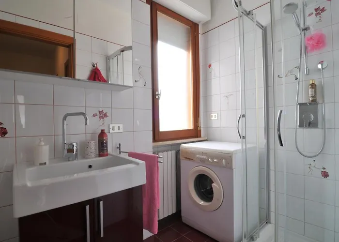 Sole & Querce Apartments- Bike Friendly With Garage