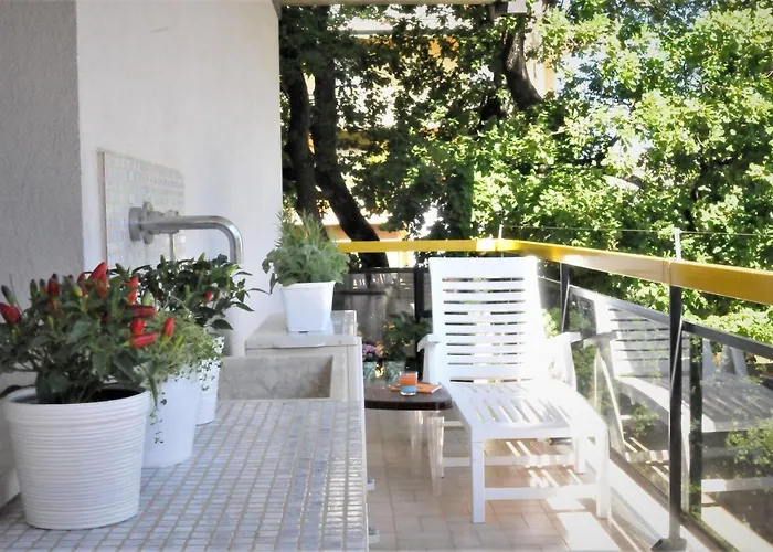 Διαμέρισμα Sole & Querce Apartments- Bike Friendly With Garage *
