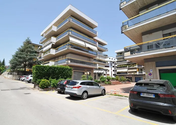 Sole & Querce Apartments- Bike Friendly With Garage